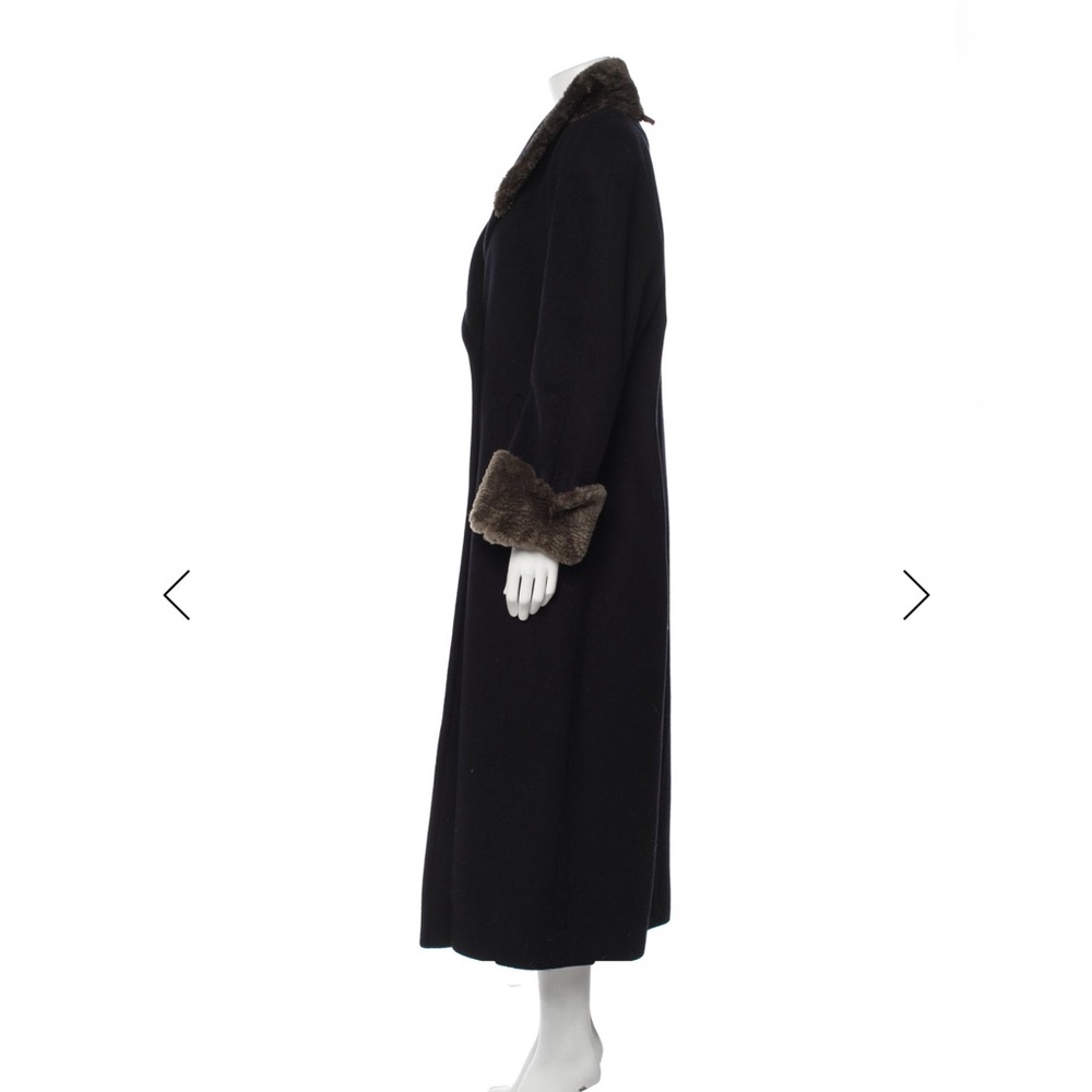 Burberry Elegant Black Coat with Brown Accents faux fur USA medium - Picture 2 of 10